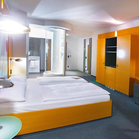 Hotel Berlin Ostbahnhof Экстерьер фото