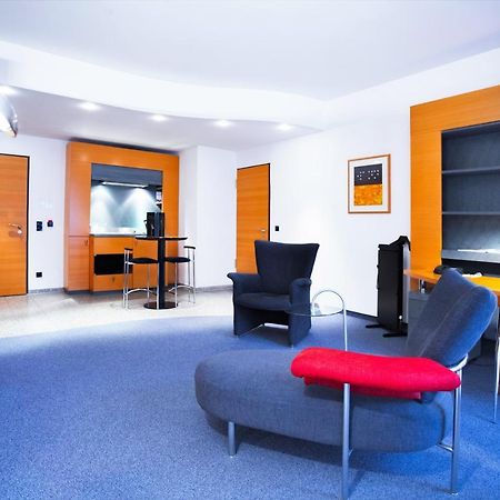 Hotel Berlin Ostbahnhof Экстерьер фото