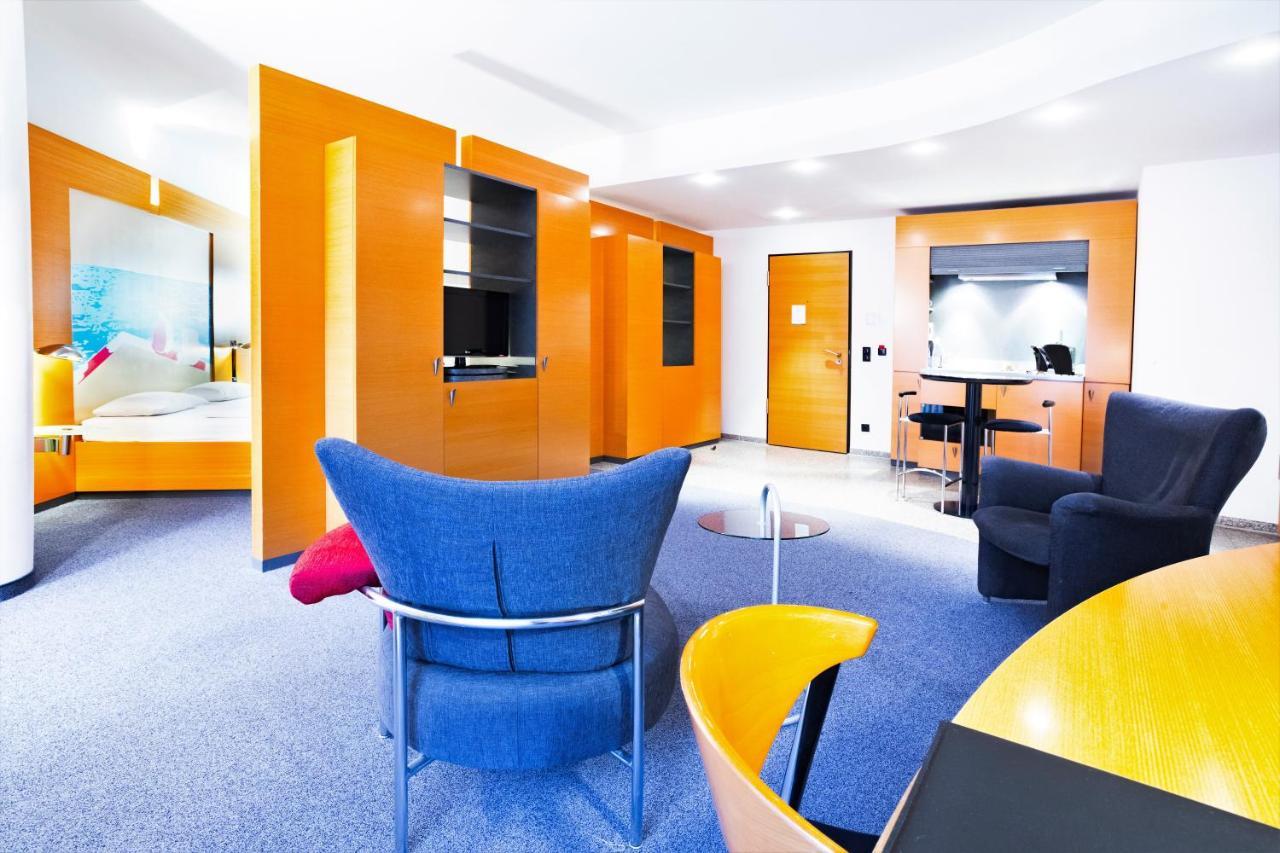 Hotel Berlin Ostbahnhof Экстерьер фото