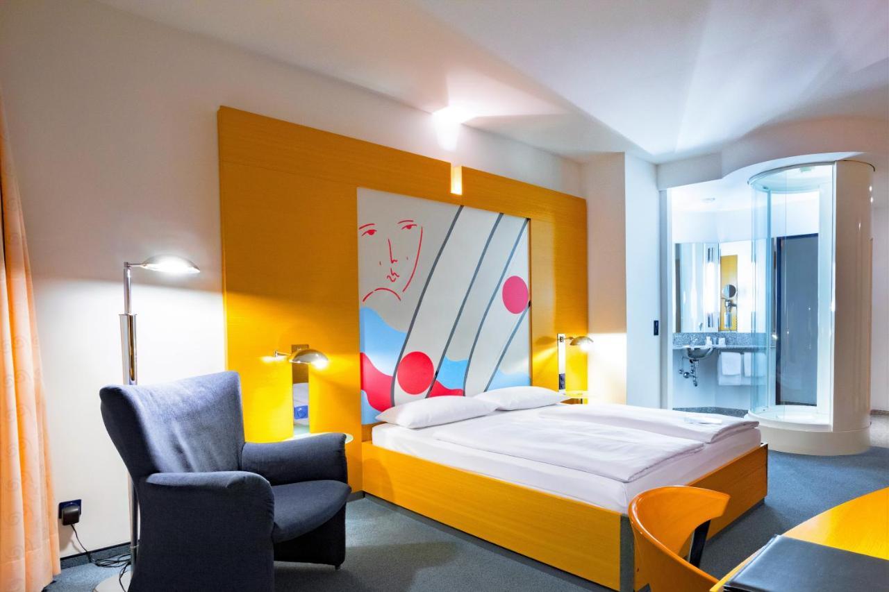 Hotel Berlin Ostbahnhof Экстерьер фото
