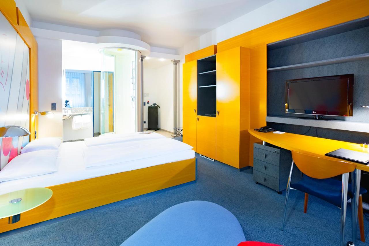 Hotel Berlin Ostbahnhof Экстерьер фото