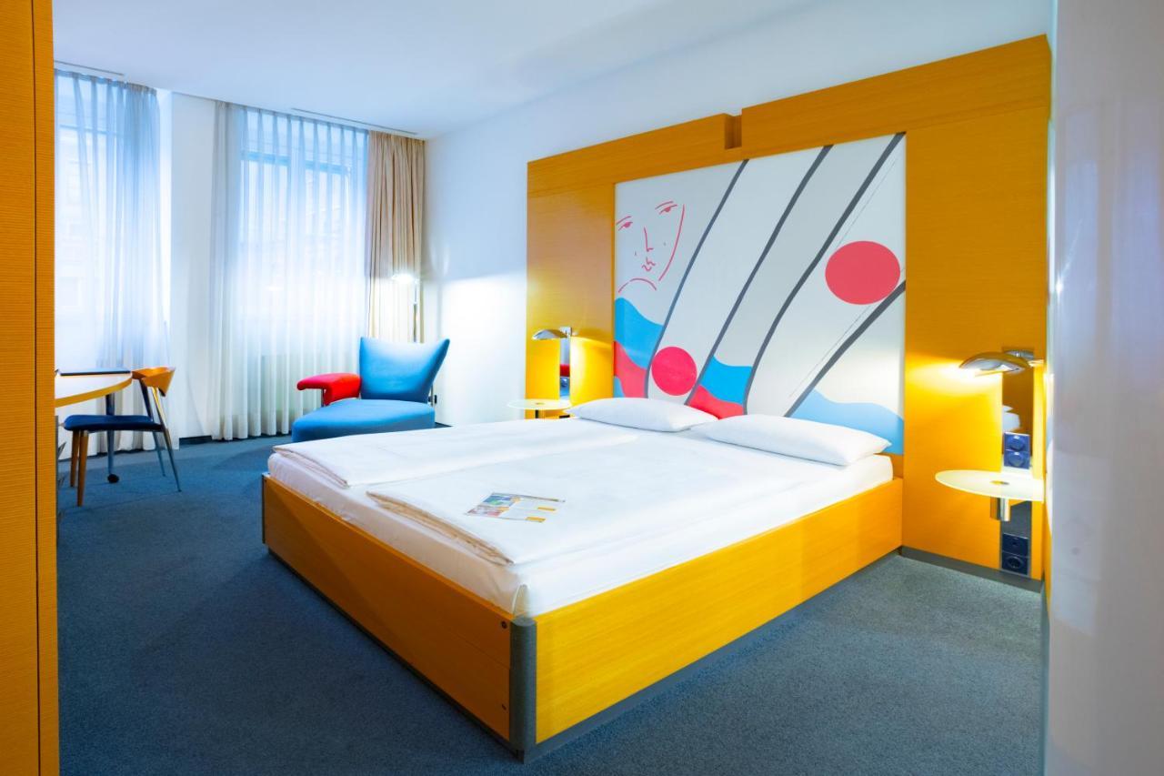 Hotel Berlin Ostbahnhof Экстерьер фото